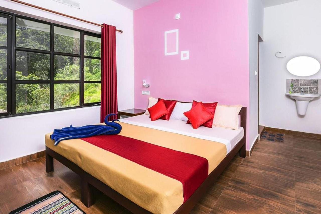 Grace Inn Munnar Homestay Exteriör bild